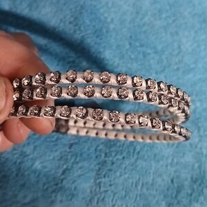 Elegant White Crystal Bangle Set Black Bow